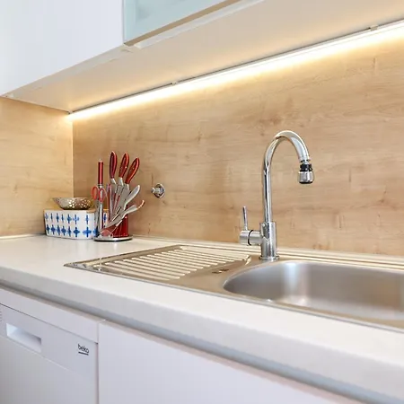 Appartement Pantalon, Big Terrace And Free Parking