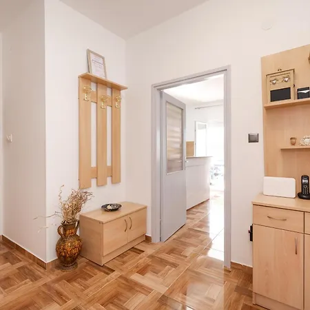 Διαμέρισμα Pantalon, Big Terrace And Free Parking *