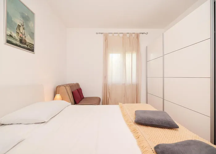 Pantalon, Big Terrace And Free Parking Apartmán Zadar