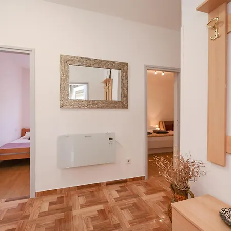 Apartment Pantalon, Big Terrace And Free Parking Zadar