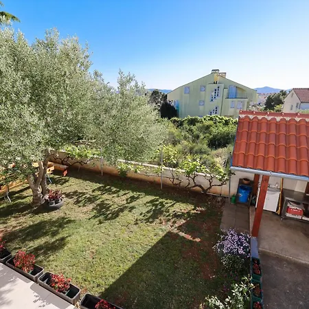 Apartment Pantalon, Big Terrace And Free Parking