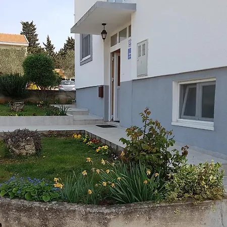 Apartment Pantalon, Big Terrace And Free Parking