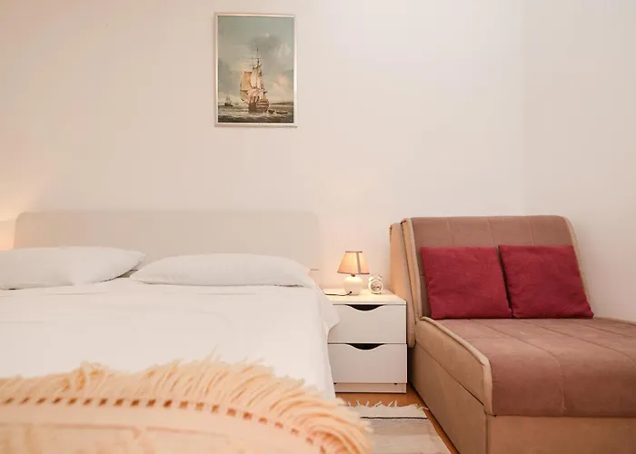 Pantalon, Big Terrace And Free Parking 아파트 자다르