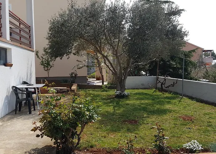 아파트 Pantalon, Big Terrace And Free Parking *