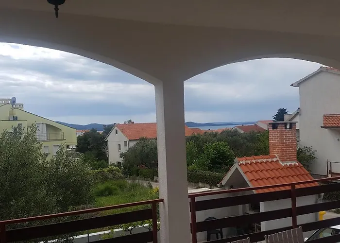 Pantalon, Big Terrace And Free Parking * 자다르