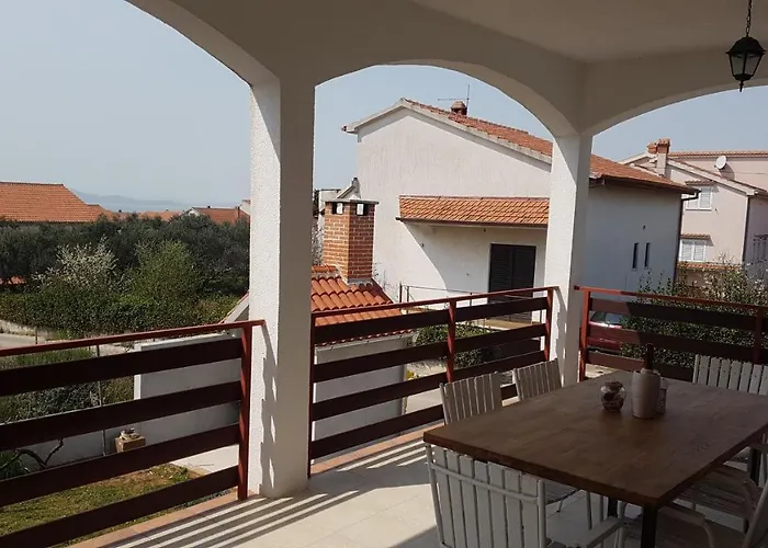 아파트 Pantalon, Big Terrace And Free Parking *